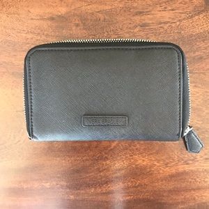 Black Vera Bradley Zip Around Wallet